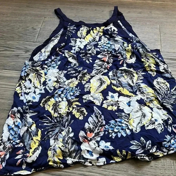 🌸4/$30🌸élodie | Colourful sleeveless floral  tank top - Picture 7 of 7